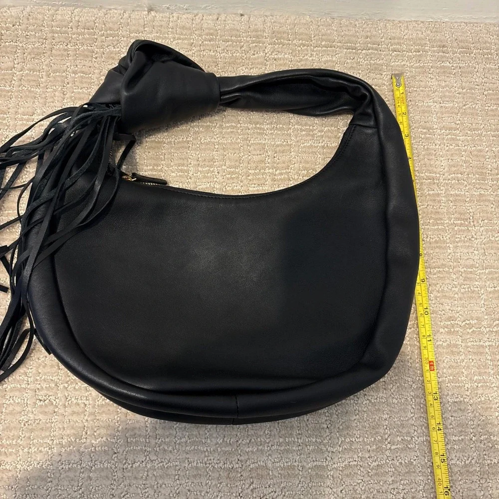 REIKE NEN‎ Women's Black Leather Tasseled Knot Detail Handle Strap Handbag Purse